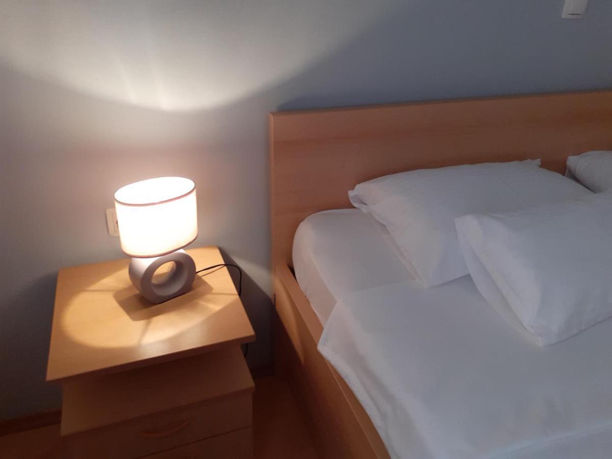 Apartments Marijana Rab Town Ngoại thất bức ảnh