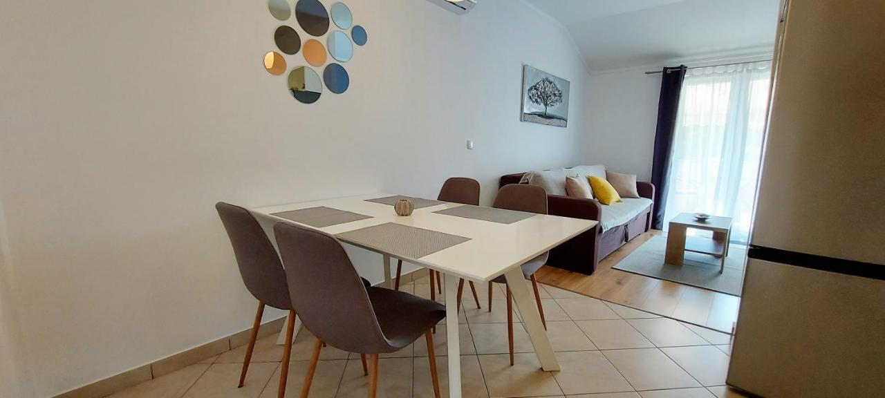 Apartments Marijana Rab Town Ngoại thất bức ảnh