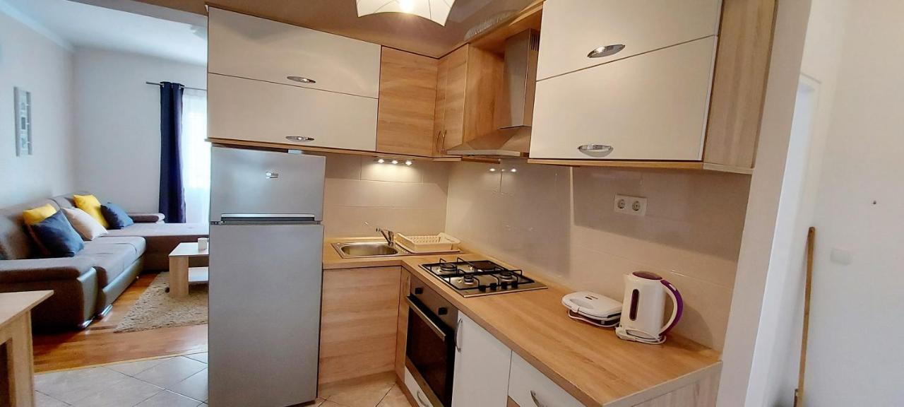 Apartments Marijana Rab Town Ngoại thất bức ảnh