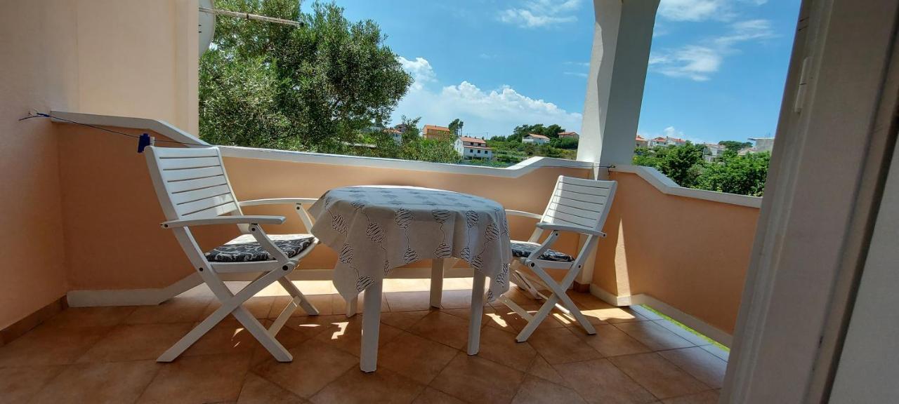 Apartments Marijana Rab Town Ngoại thất bức ảnh