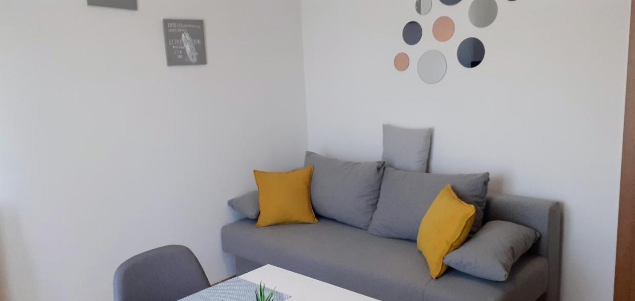 Apartments Marijana Rab Town Ngoại thất bức ảnh