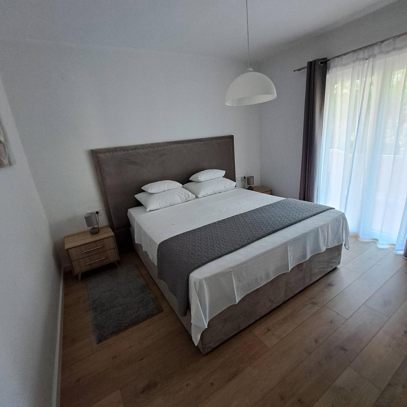 Apartments Marijana Rab Town Ngoại thất bức ảnh