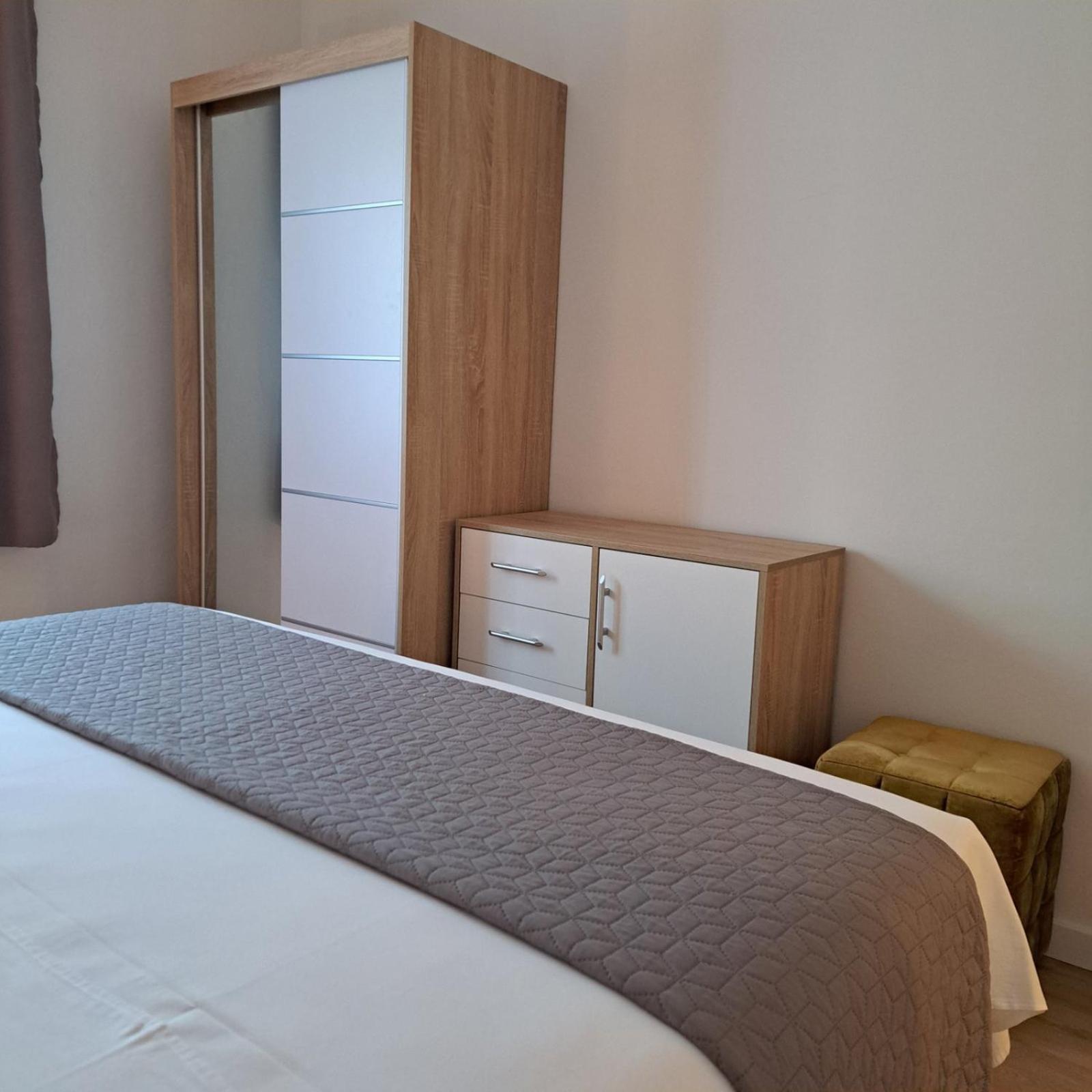 Apartments Marijana Rab Town Ngoại thất bức ảnh