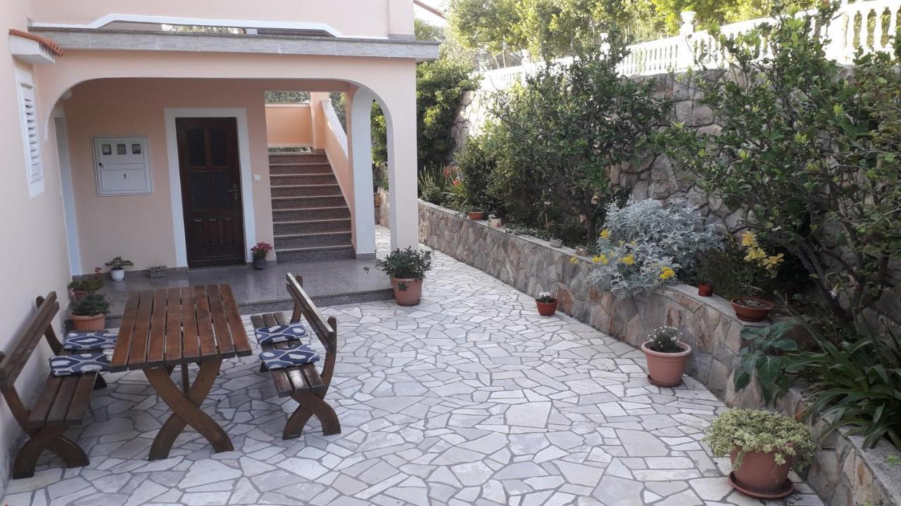 Apartments Marijana Rab Town Ngoại thất bức ảnh